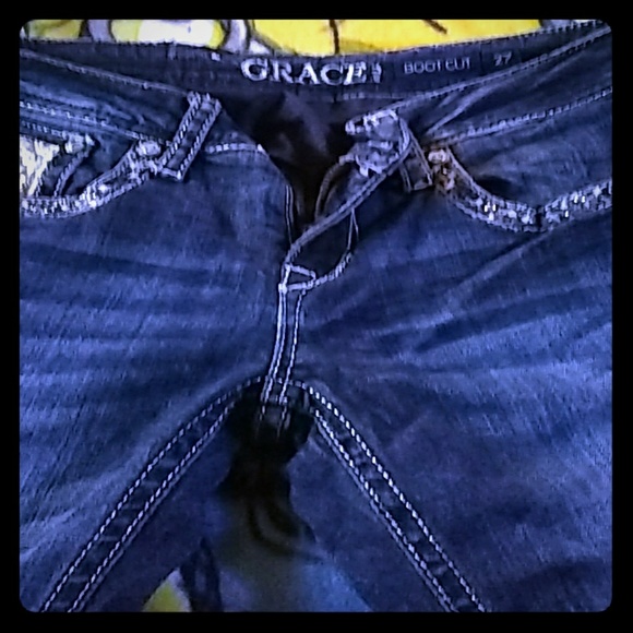 Jeans - Picture 1 of 3